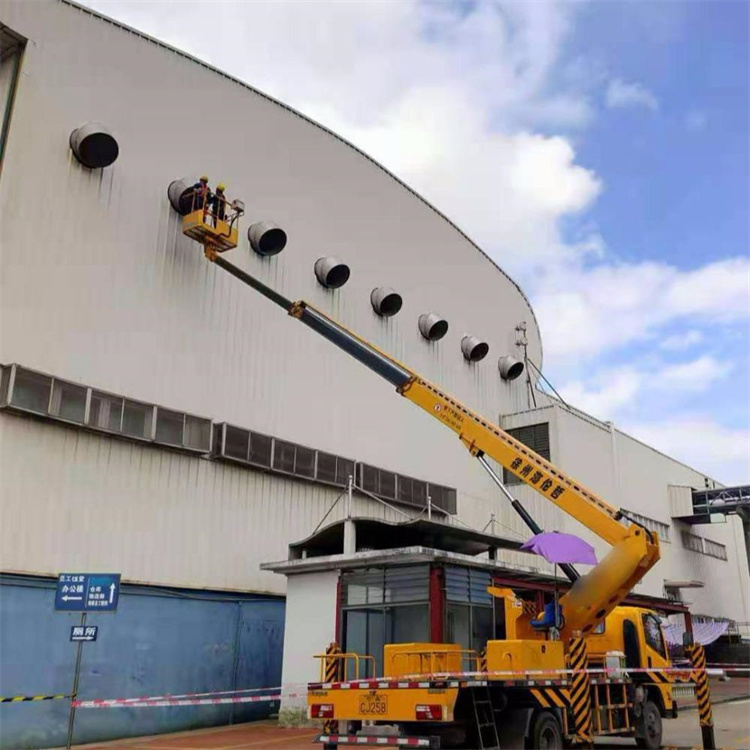 纳溪高空作业车出租服务：专业广告牌安装解决方案