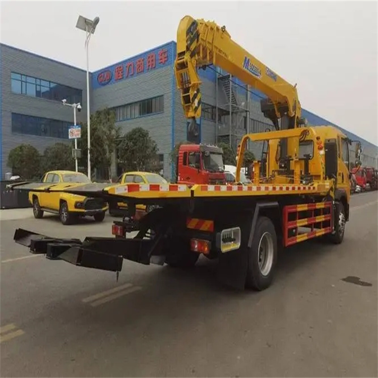 纳溪附近小随车吊出租电话，轻松解决搬运烦恼