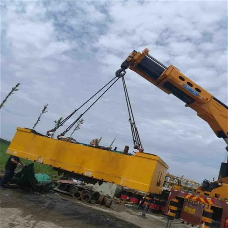 纳溪随车吊吊集装箱怎么吊